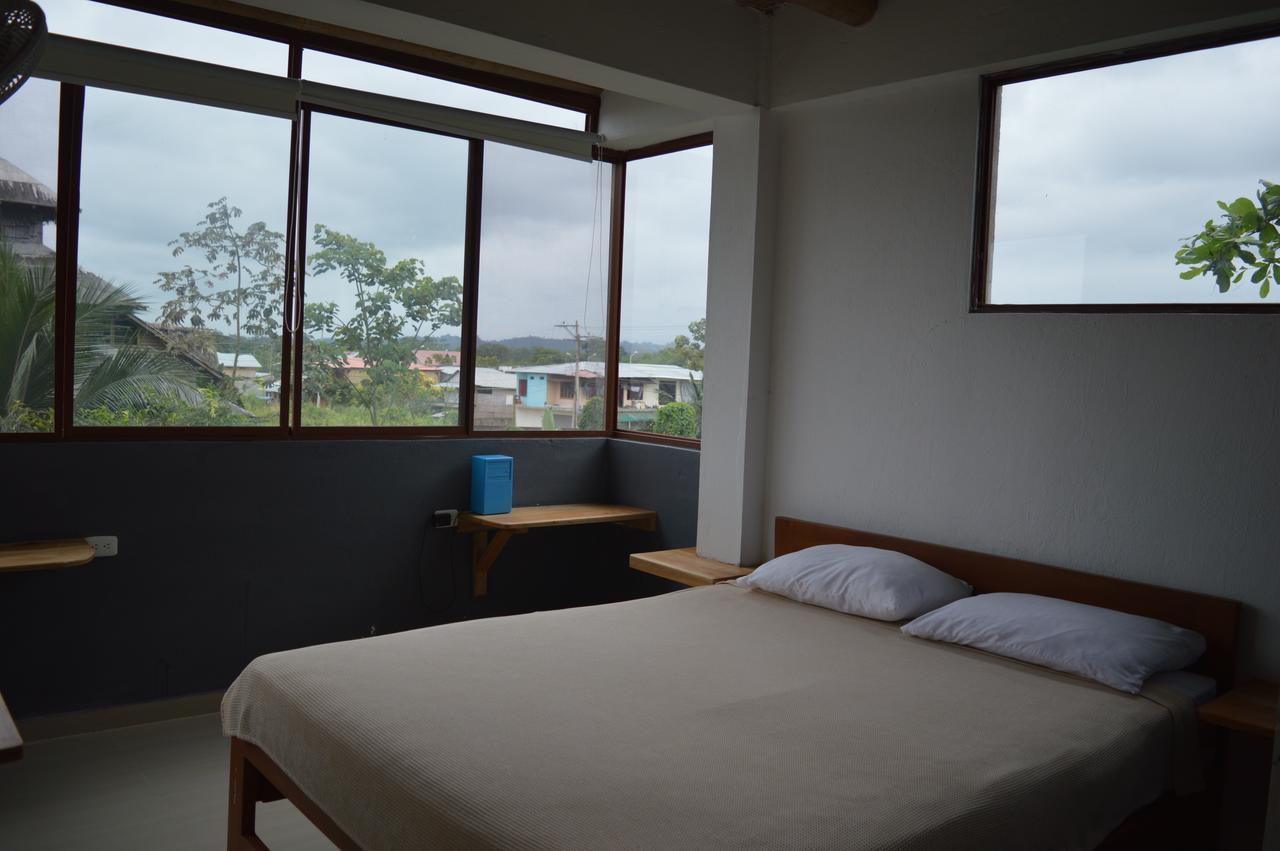 La Facha hostel suites Restaurant Surf Mompiche Extérieur photo