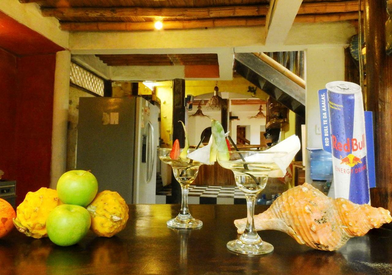 La Facha hostel suites Restaurant Surf Mompiche Extérieur photo