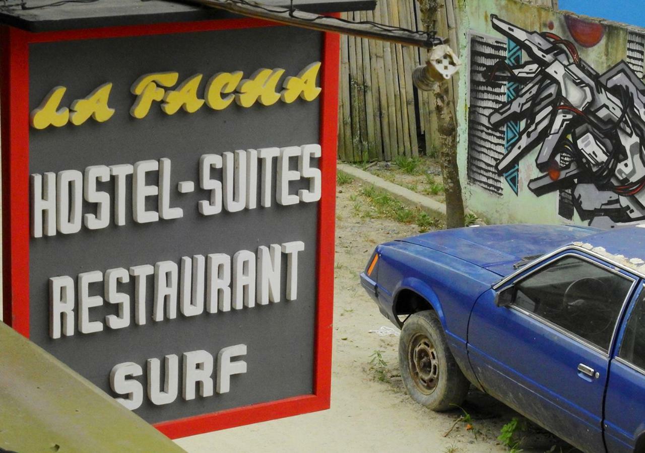 La Facha hostel suites Restaurant Surf Mompiche Extérieur photo