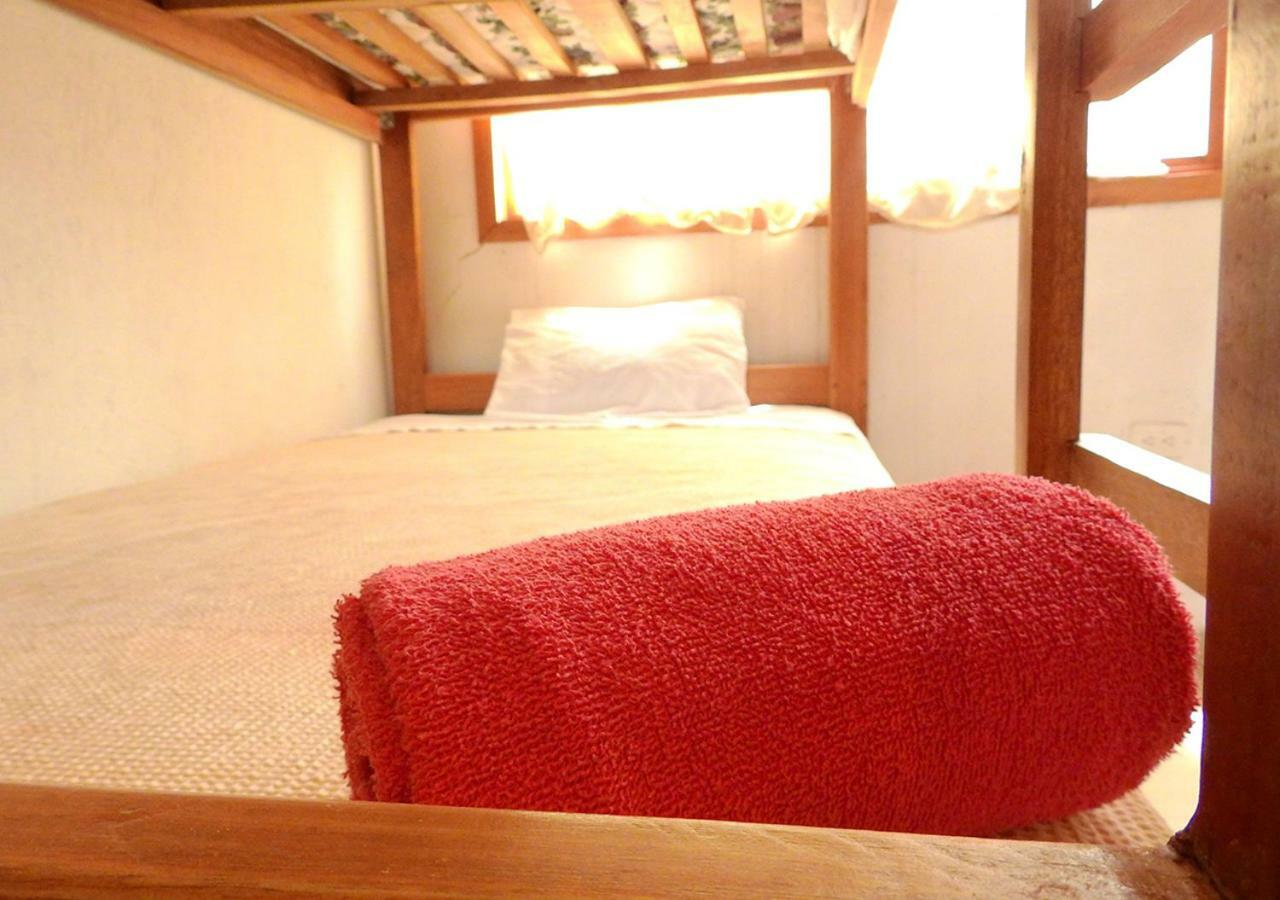 La Facha hostel suites Restaurant Surf Mompiche Extérieur photo